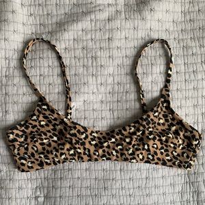 Aerie scoop neck bikini top size M